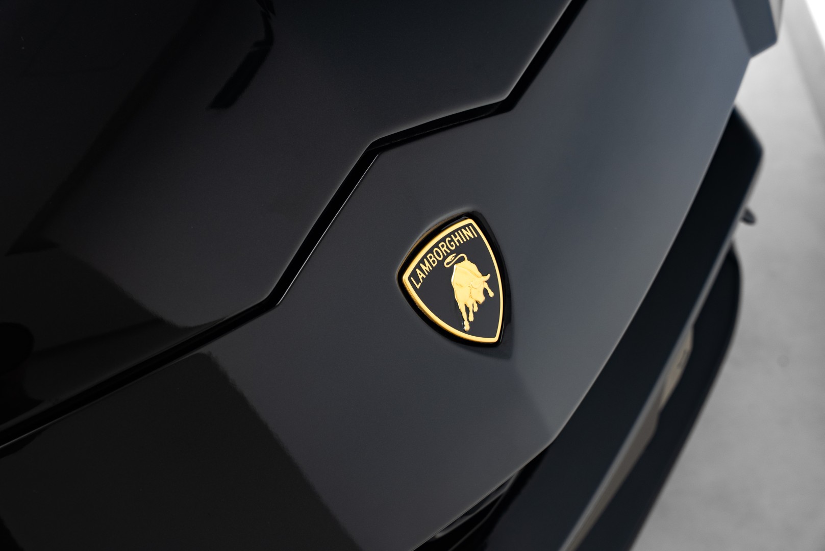 2024 URUS BY NOVITEC | FULL CARBON | BANG OLUFSEN | HIGH SPEC |